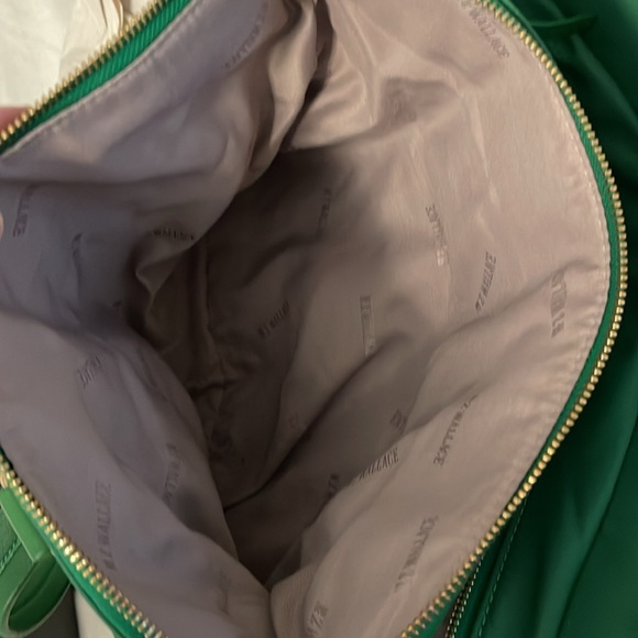 Mz wallace shoulder bag , green gold, used once - Picture 11 of 13